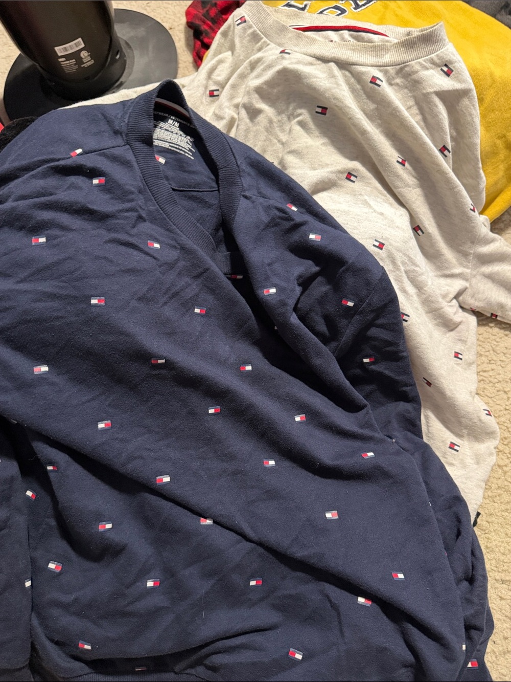 Tommy Hilfiger Navy and Cream V‑Neck Logo Dot Sweaters